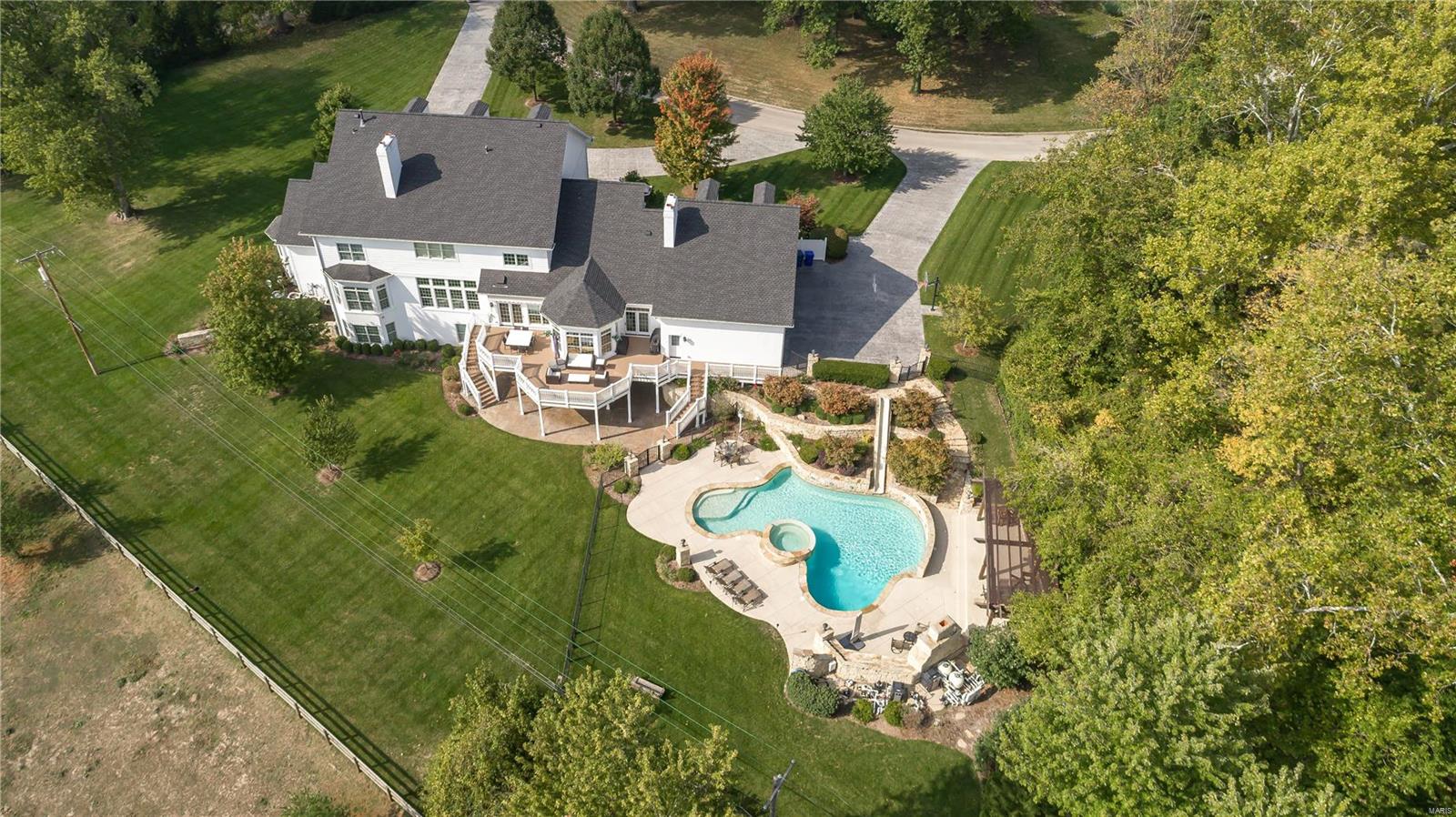 Huntleigh Manor - Residential