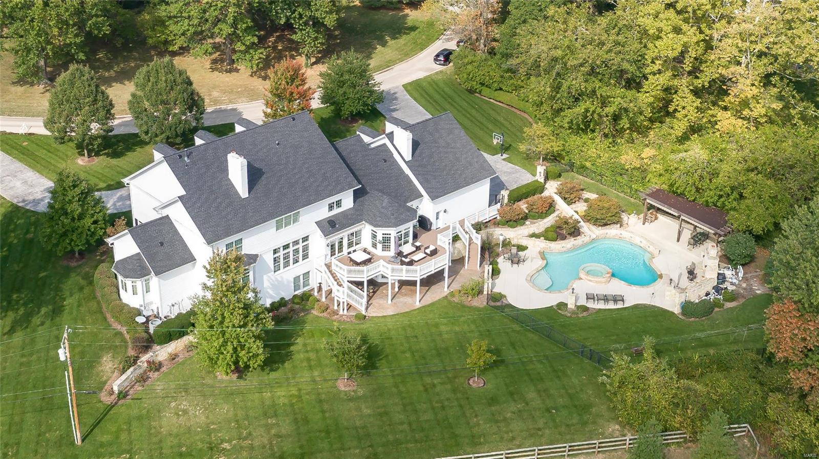 Huntleigh Manor - Residential