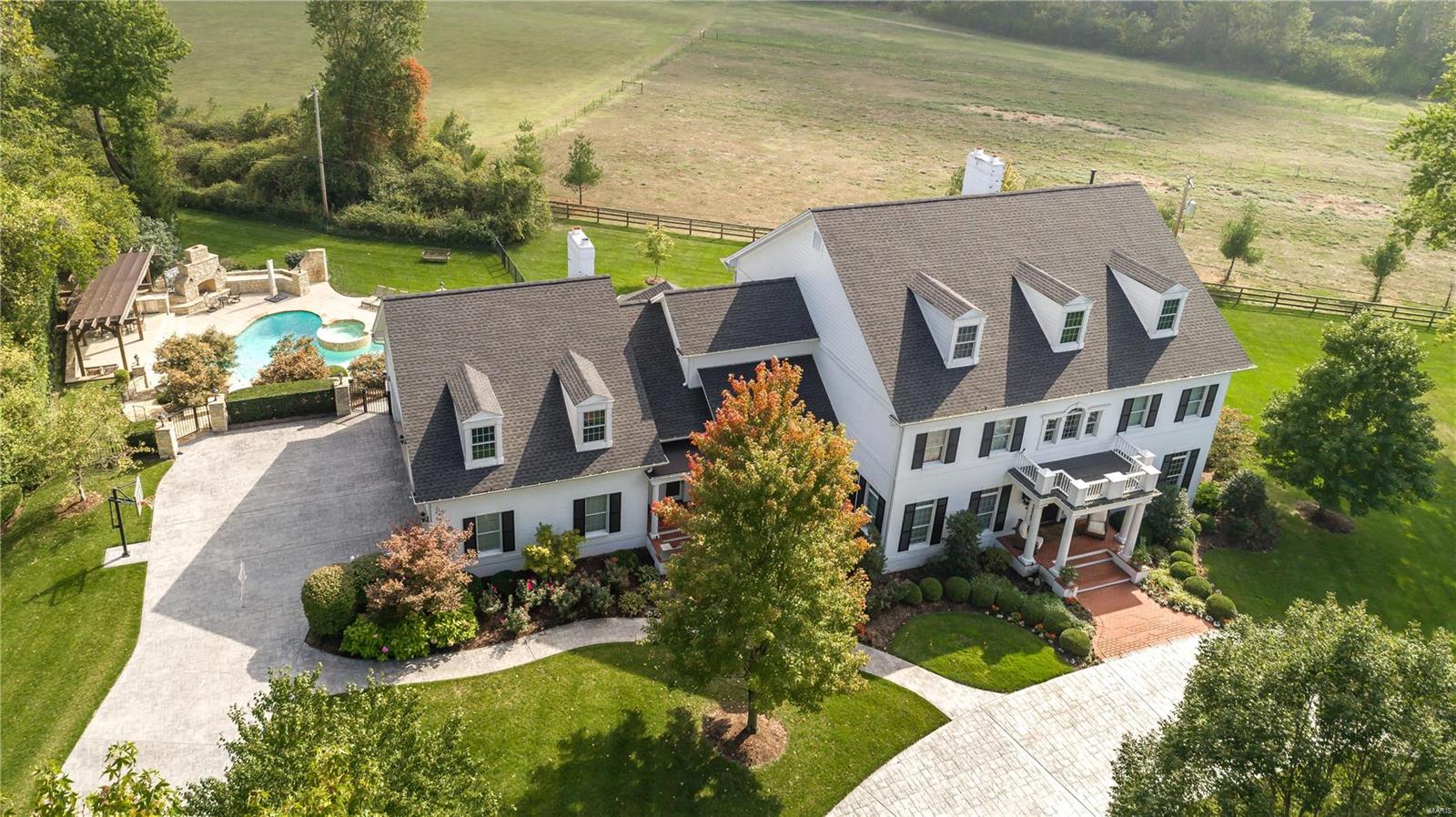 Huntleigh Manor - Residential