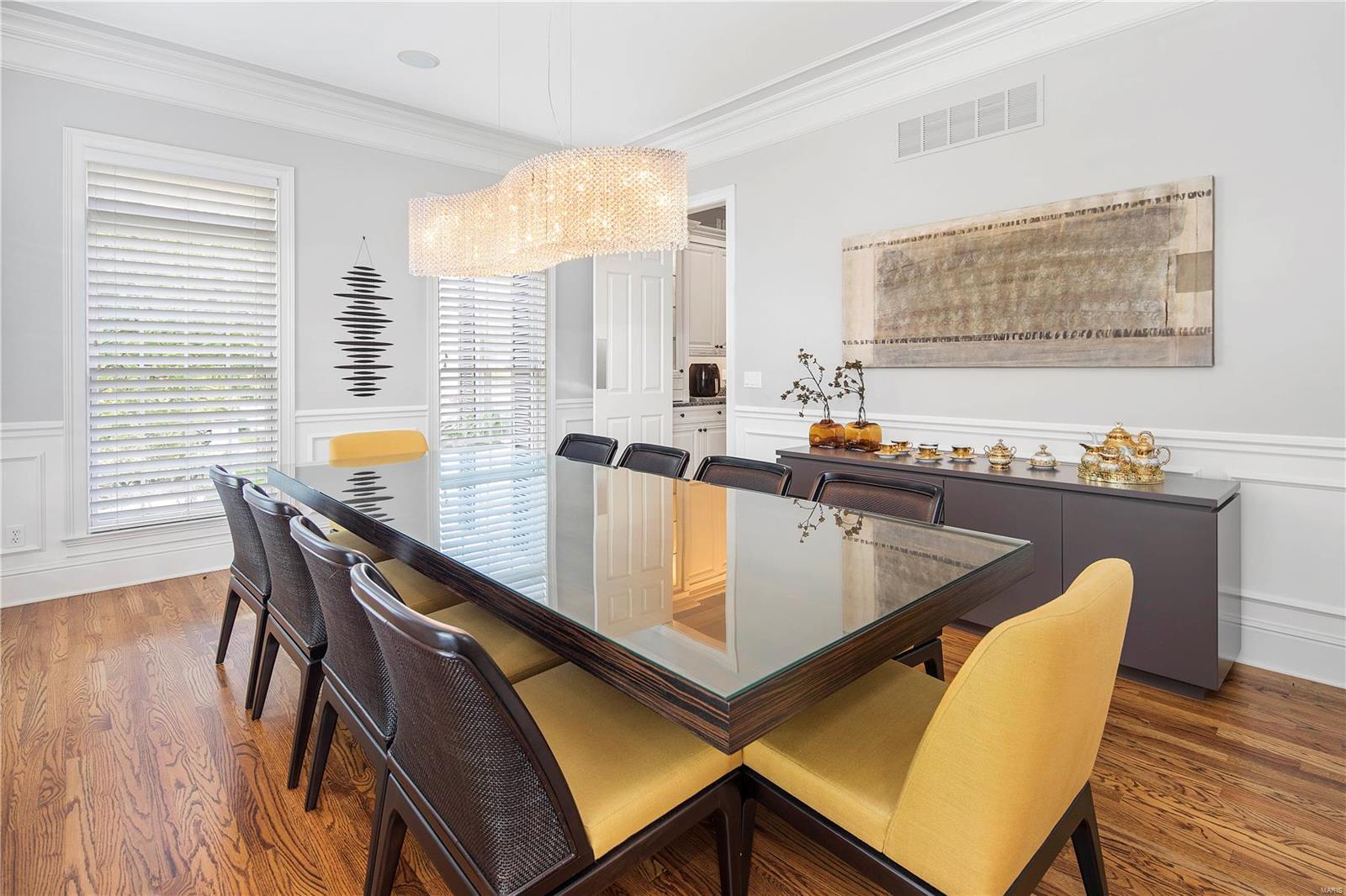 Huntleigh Manor - Residential