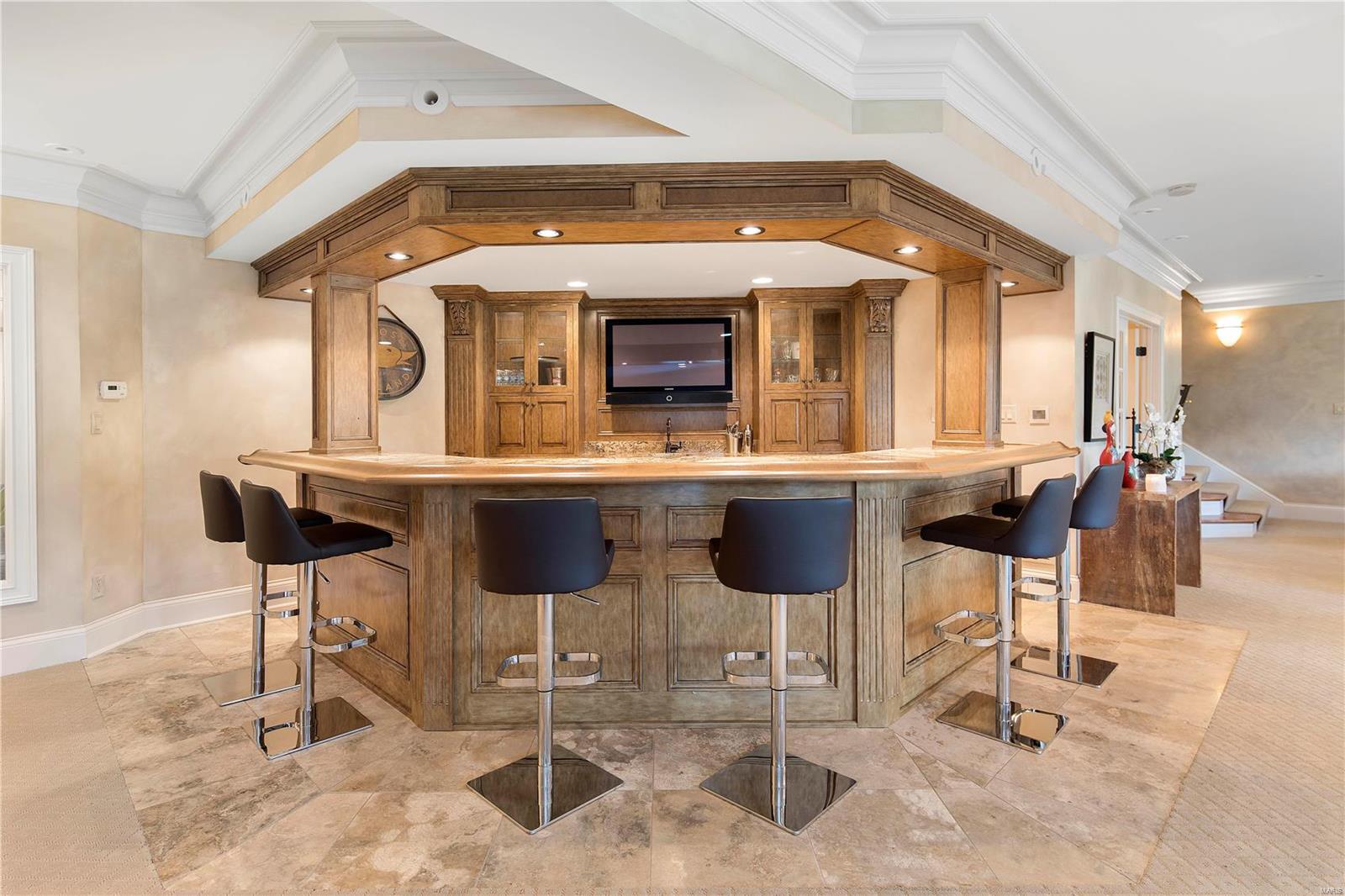 Huntleigh Manor - Residential