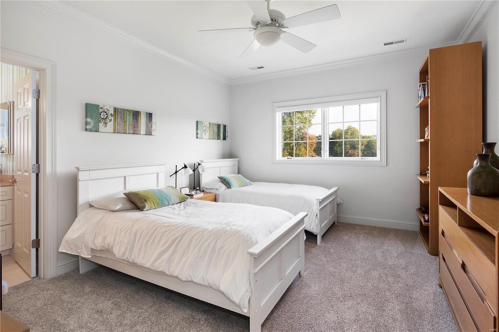 Huntleigh Manor - Residential