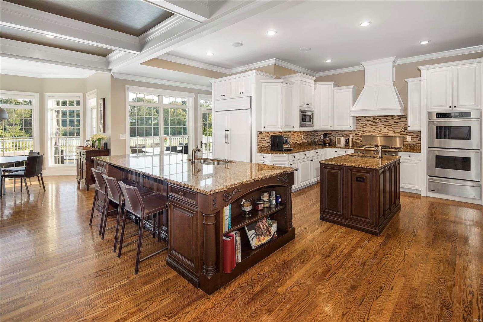 Huntleigh Manor - Residential