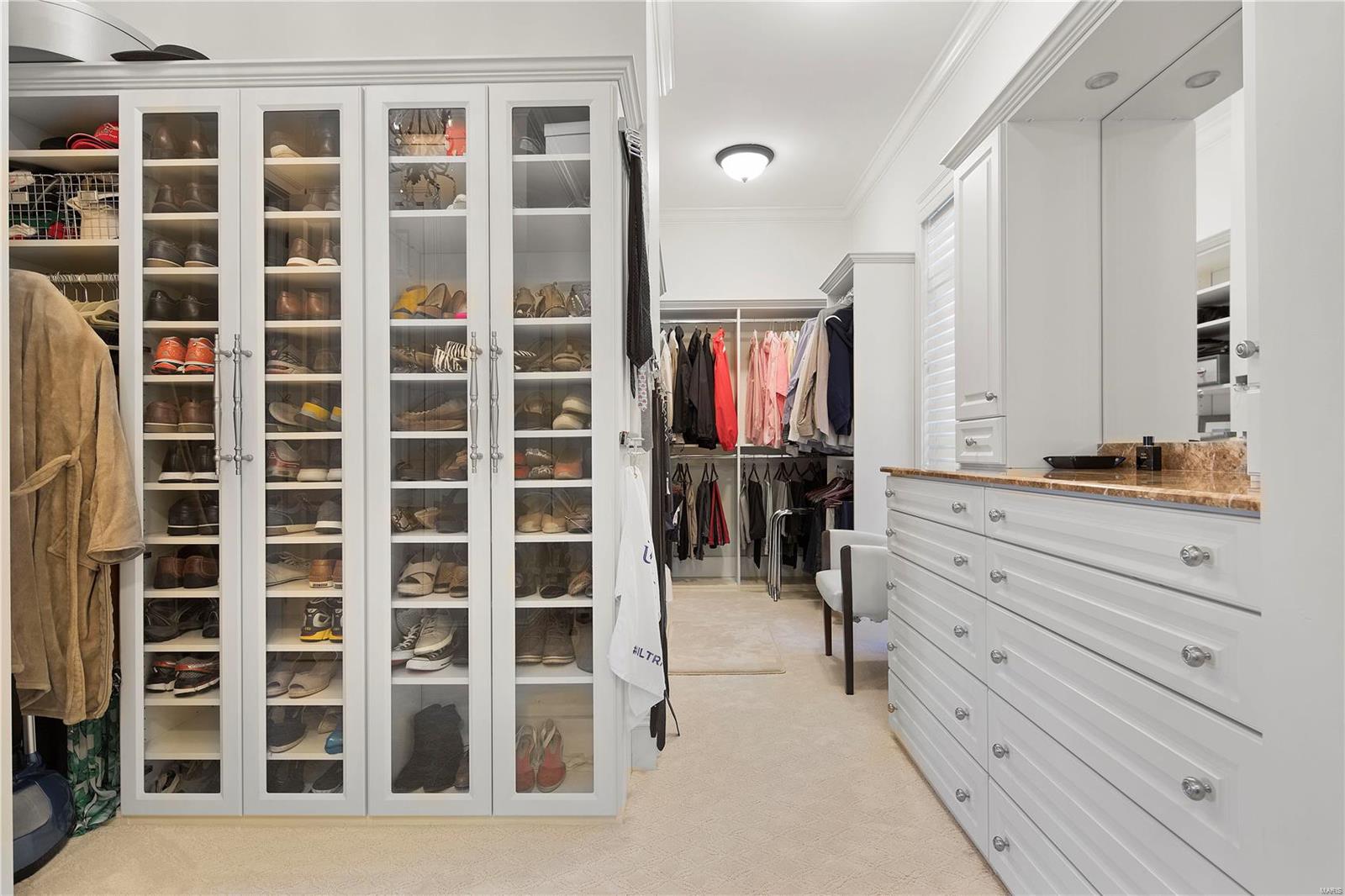 Huntleigh Manor - Residential