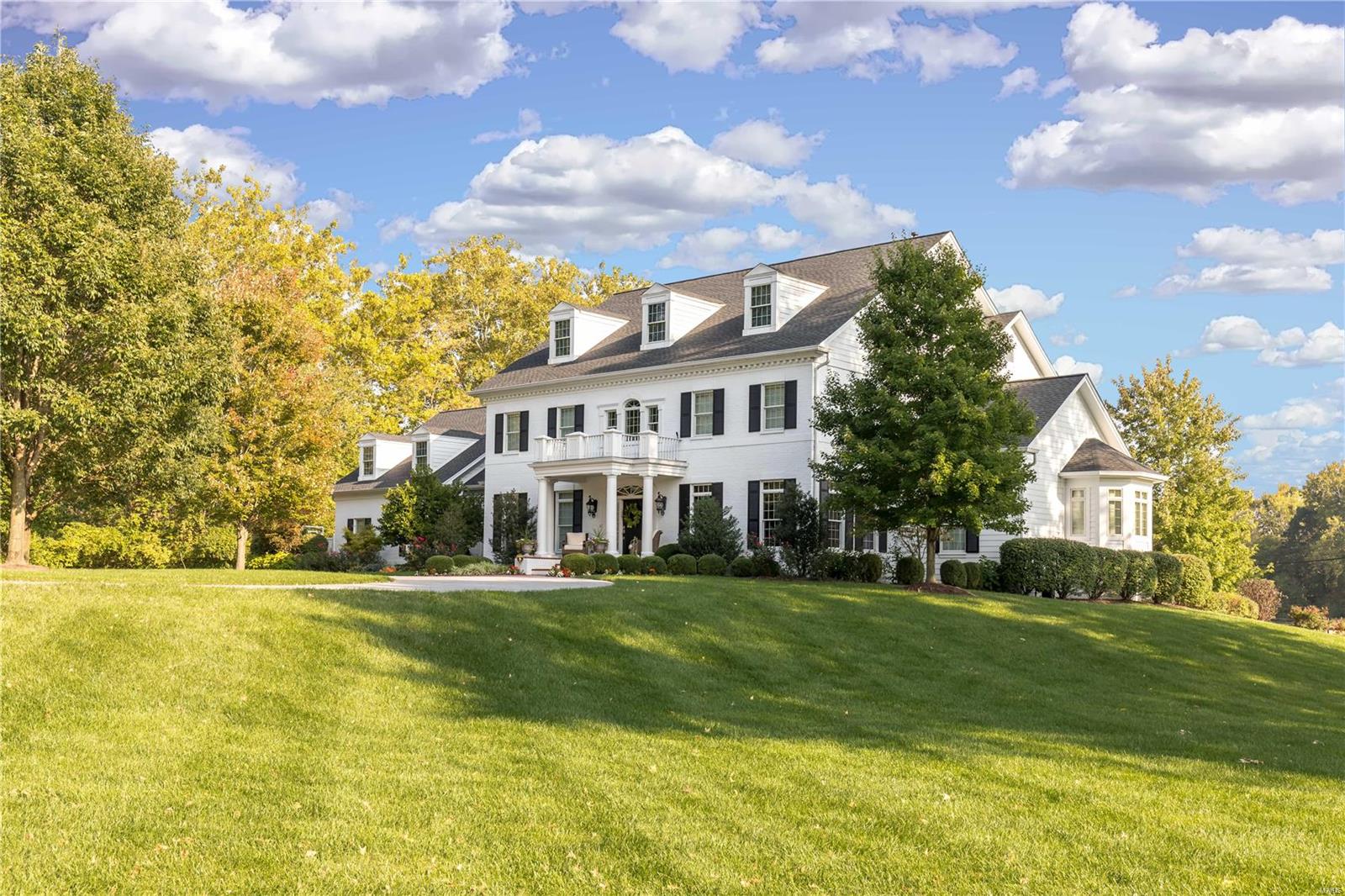 Huntleigh Manor - Residential