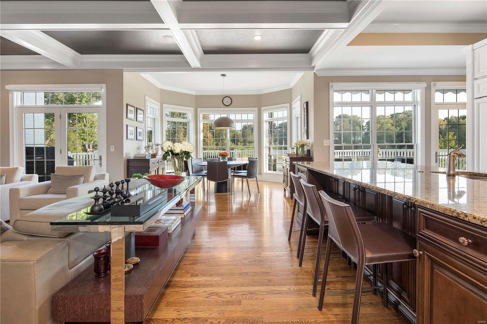 Huntleigh Manor - Residential