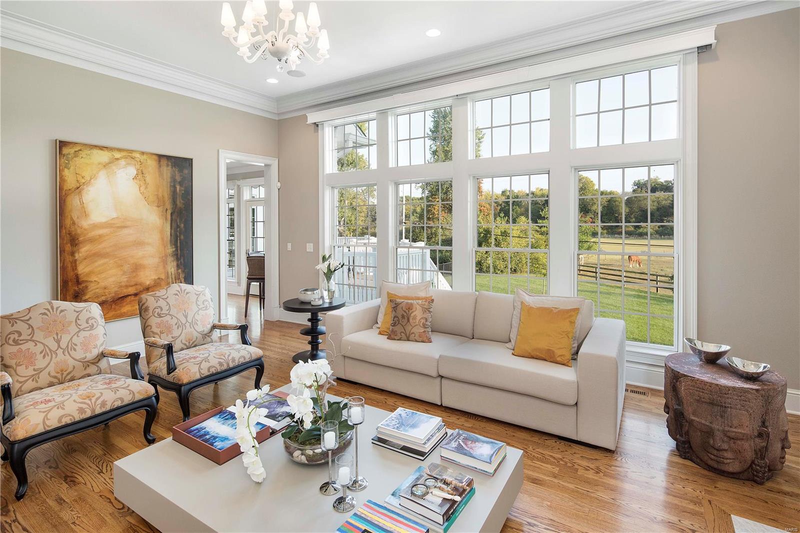 Huntleigh Manor - Residential