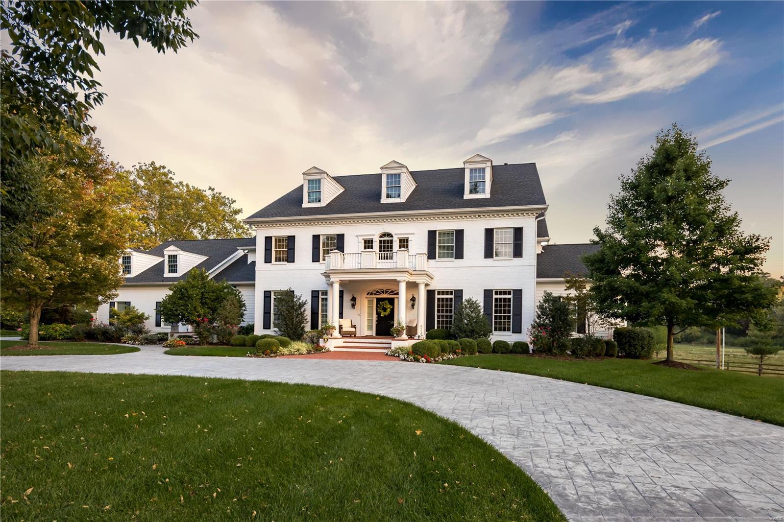 Huntleigh Manor - Residential