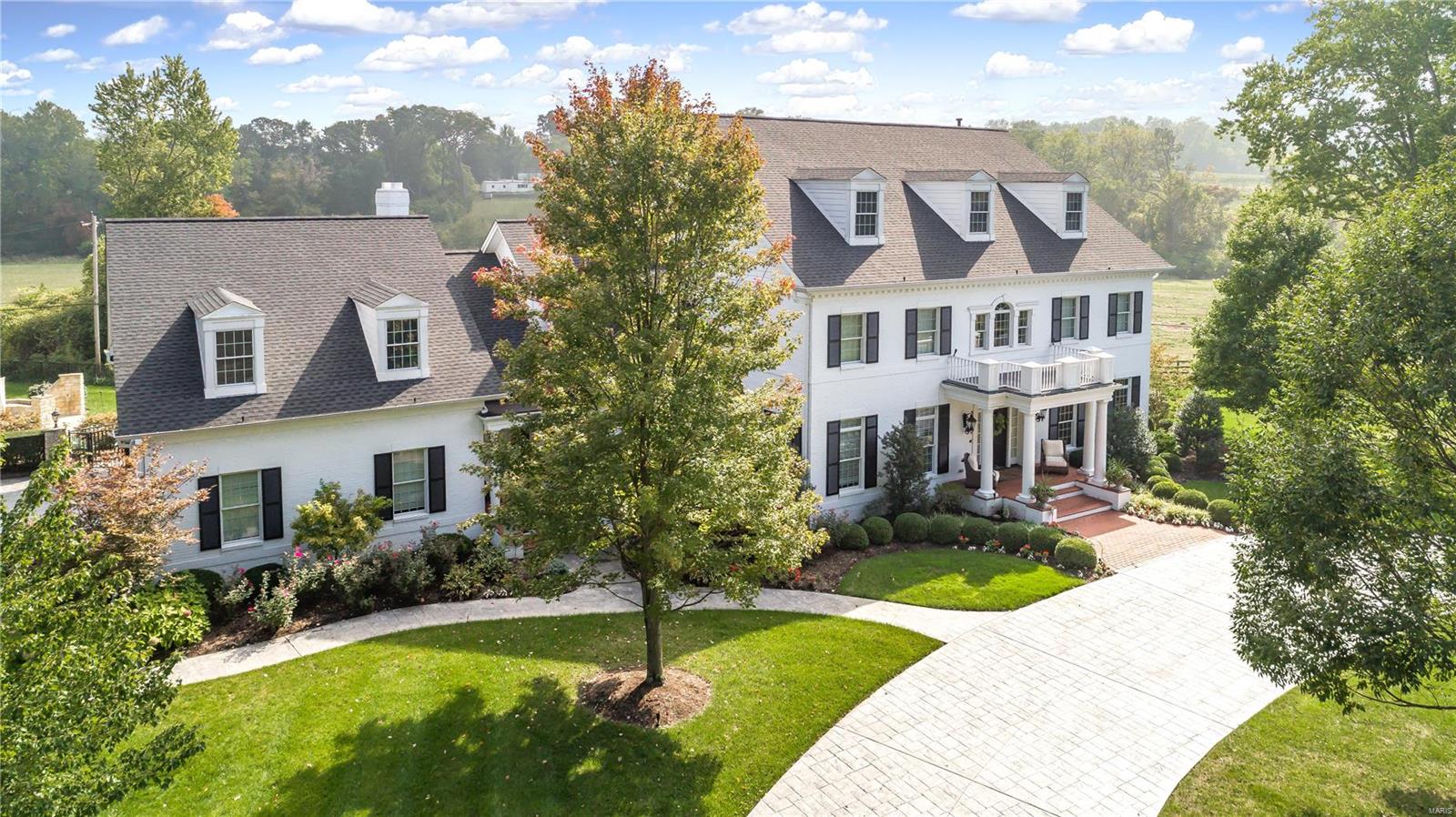 Huntleigh Manor - Residential