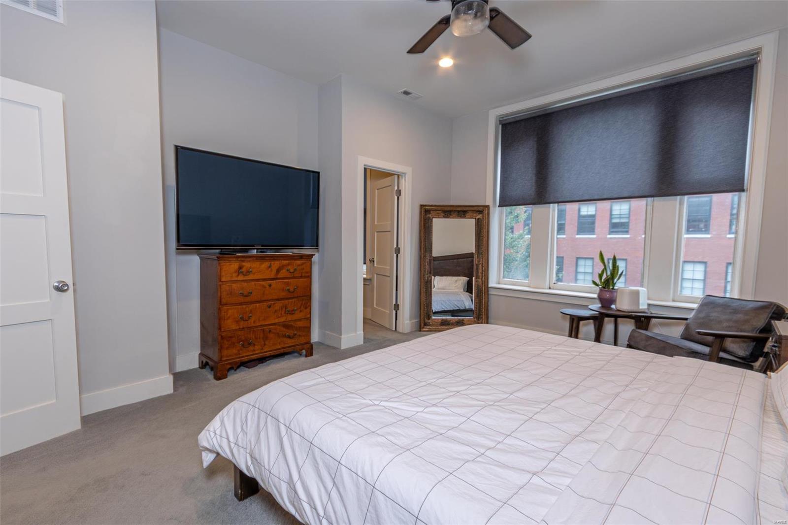 Lafayette Square - Residential