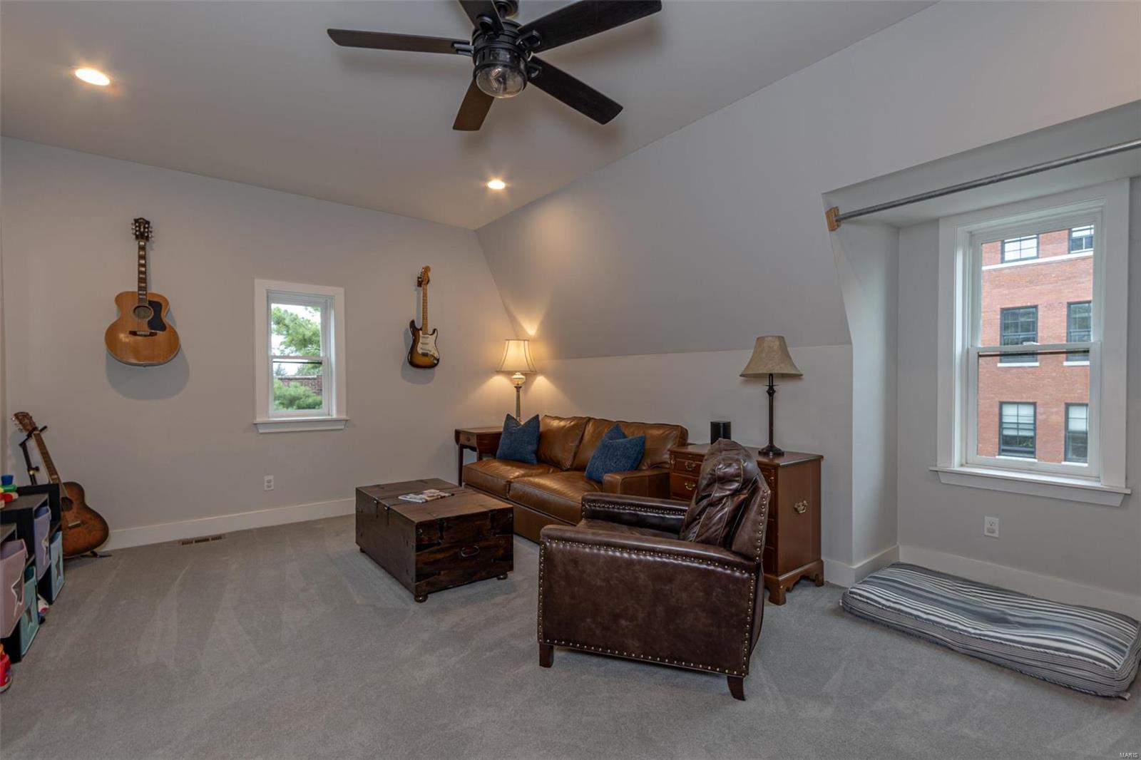 Lafayette Square - Residential