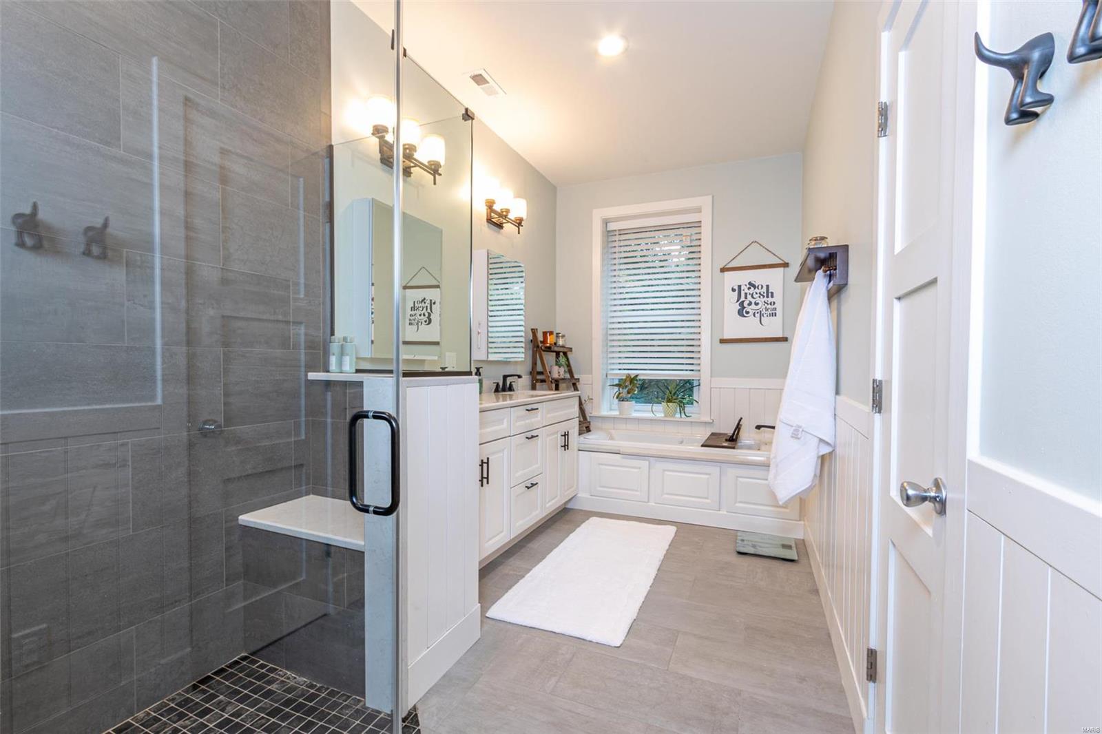 Lafayette Square - Residential