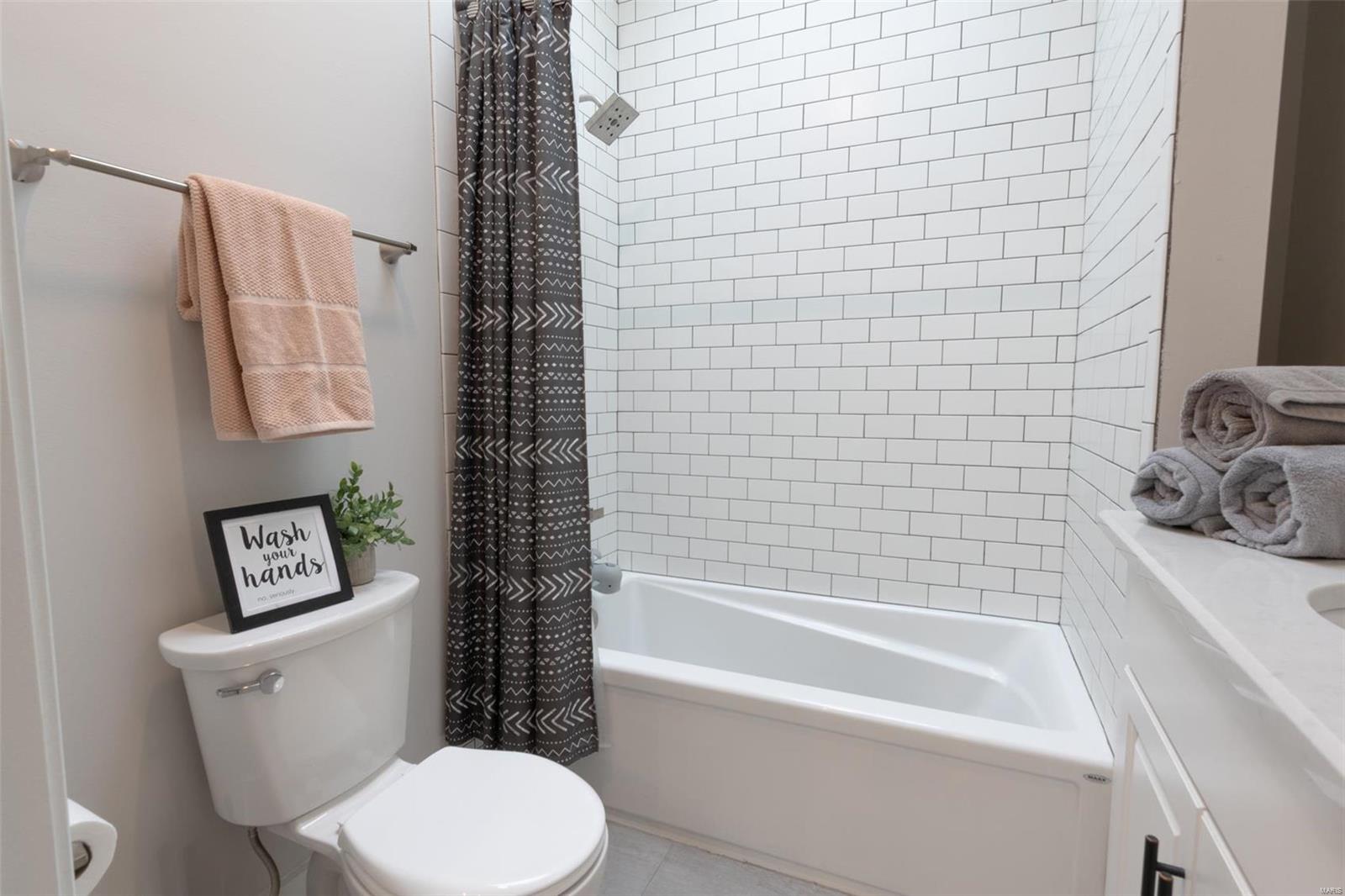 Lafayette Square - Residential