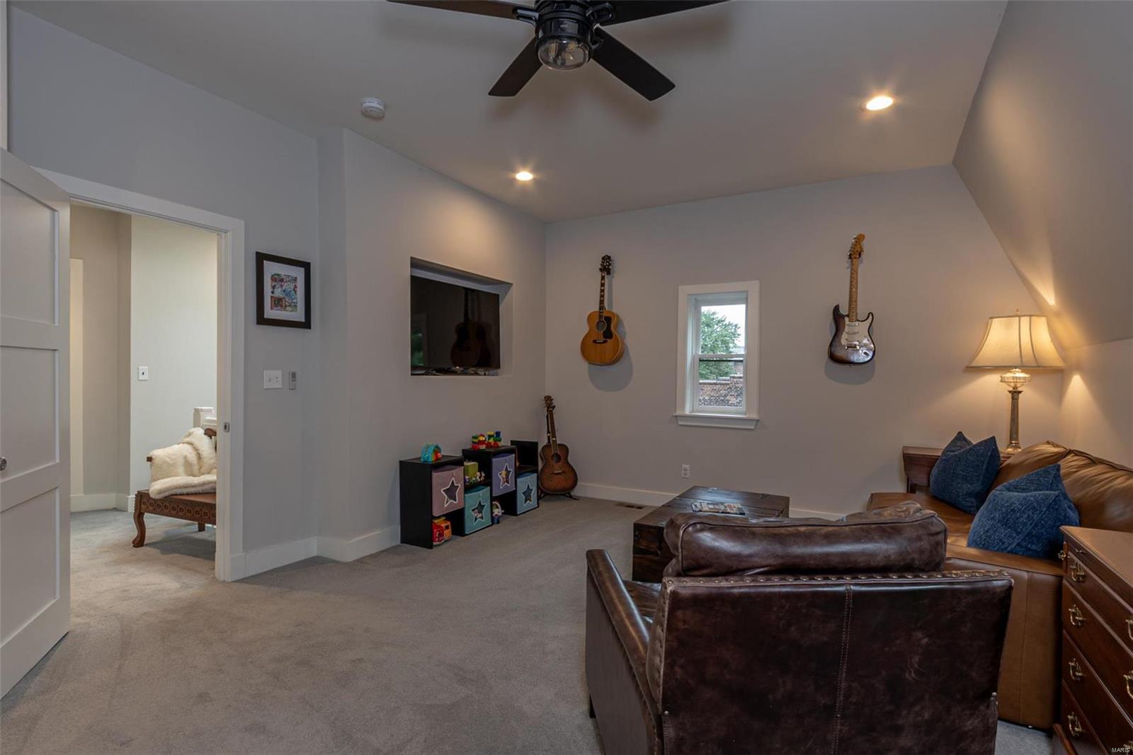 Lafayette Square - Residential