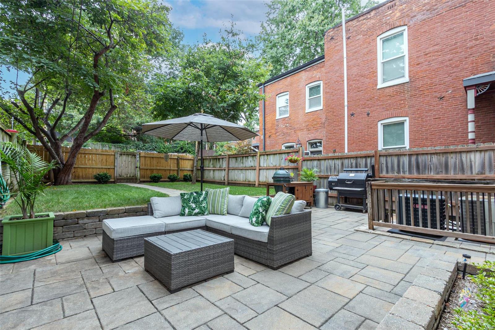 Lafayette Square - Residential