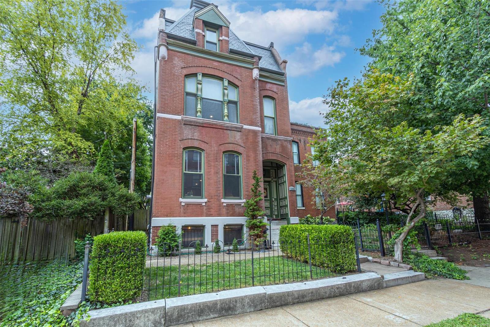 Lafayette Square - Residential