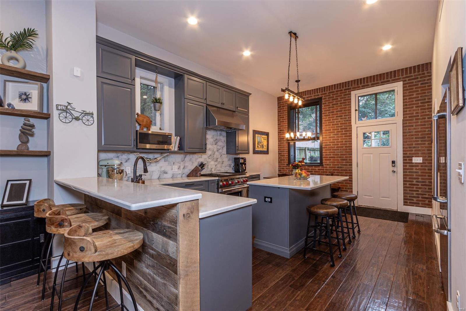 Lafayette Square - Residential