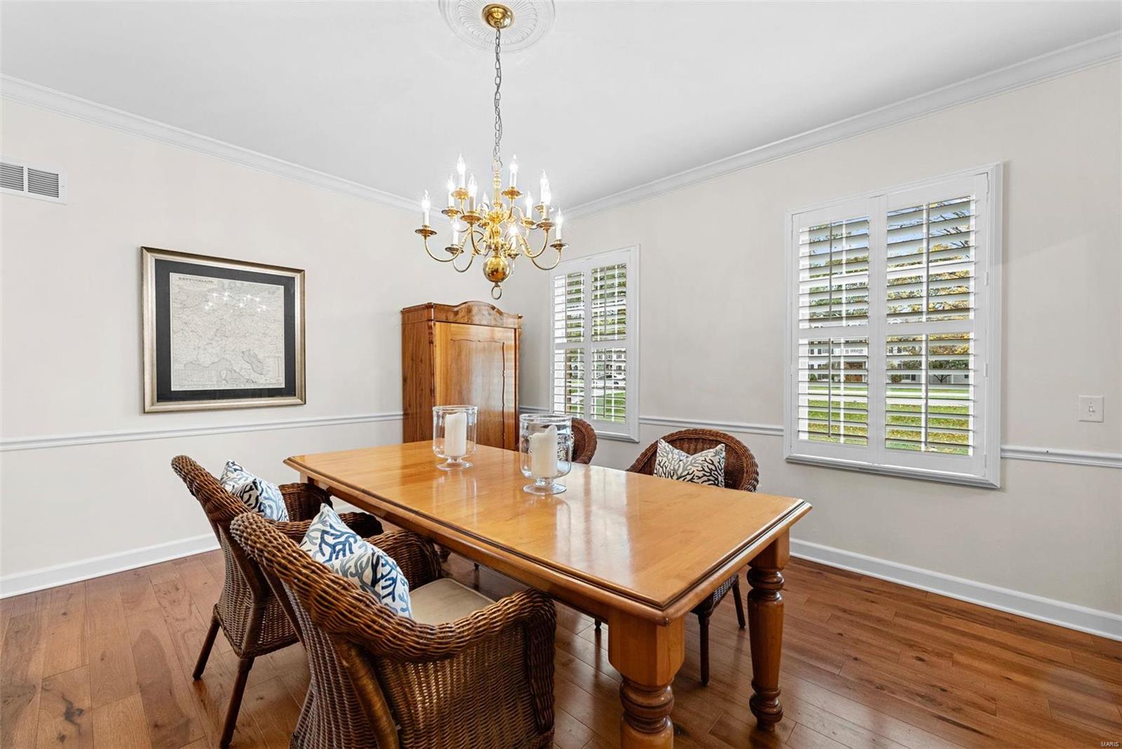 Chesterfield, Missouri 63005, United States, 4 Bedrooms Bedrooms, ,3 BathroomsBathrooms,Residential,Pending,34566