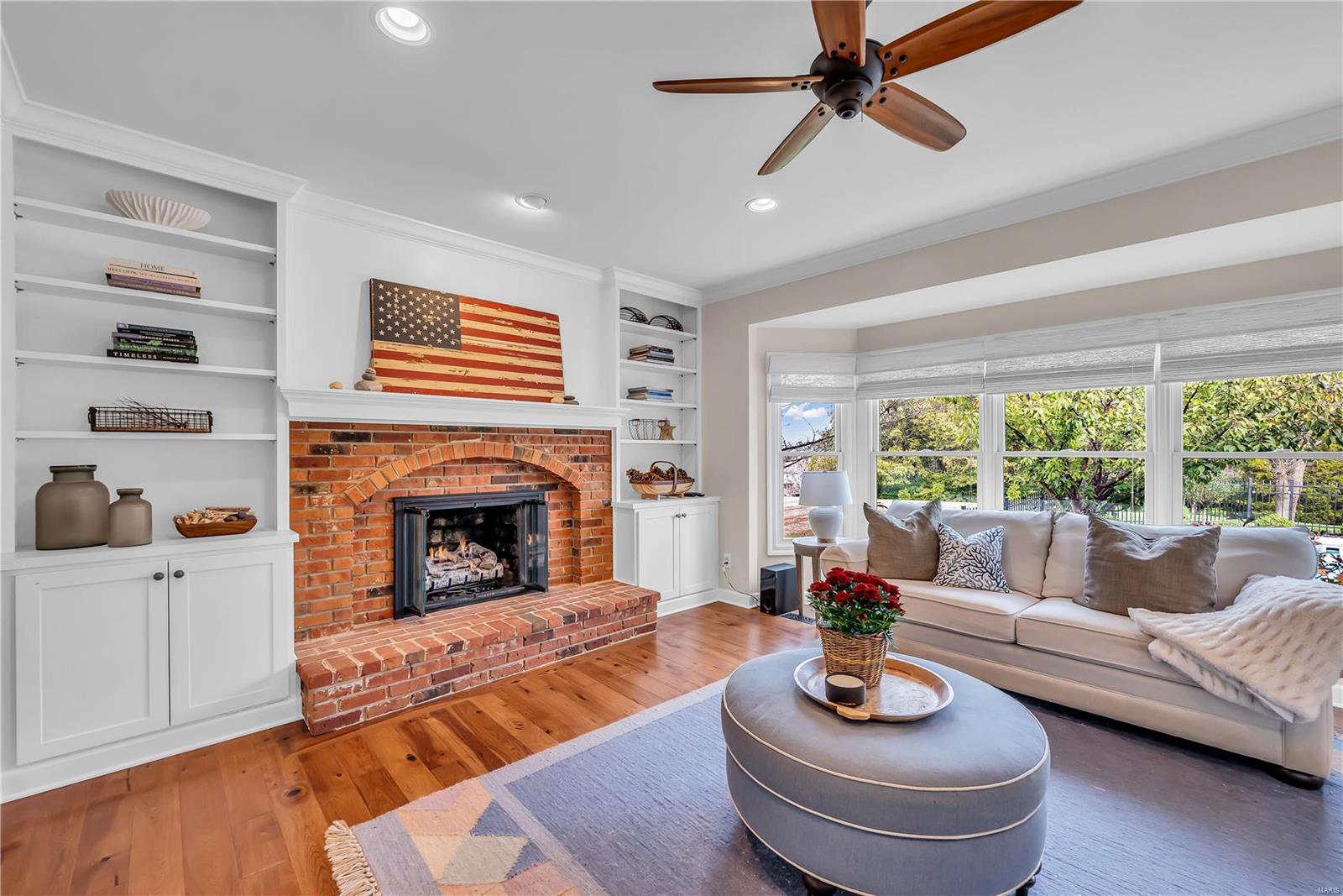 Chesterfield, Missouri 63005, United States, 4 Bedrooms Bedrooms, ,3 BathroomsBathrooms,Residential,Pending,34566