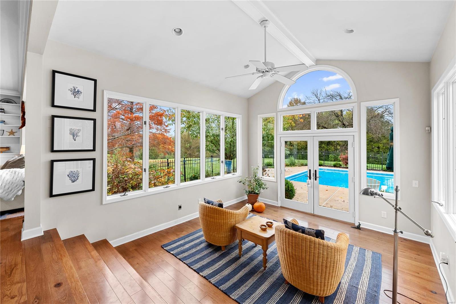 Chesterfield, Missouri 63005, United States, 4 Bedrooms Bedrooms, ,3 BathroomsBathrooms,Residential,Pending,34566