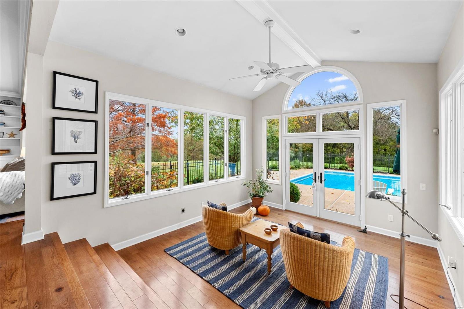 Chesterfield, Missouri 63005, United States, 4 Bedrooms Bedrooms, ,3 BathroomsBathrooms,Residential,Pending,34566