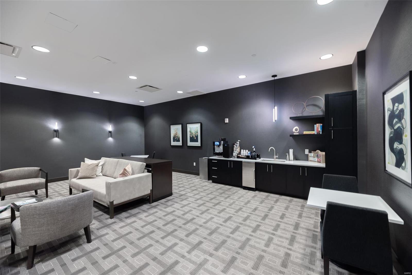 Maryland Walk A Condo - Residential