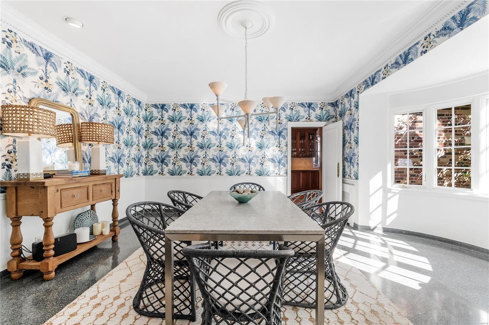 Warson - Residential