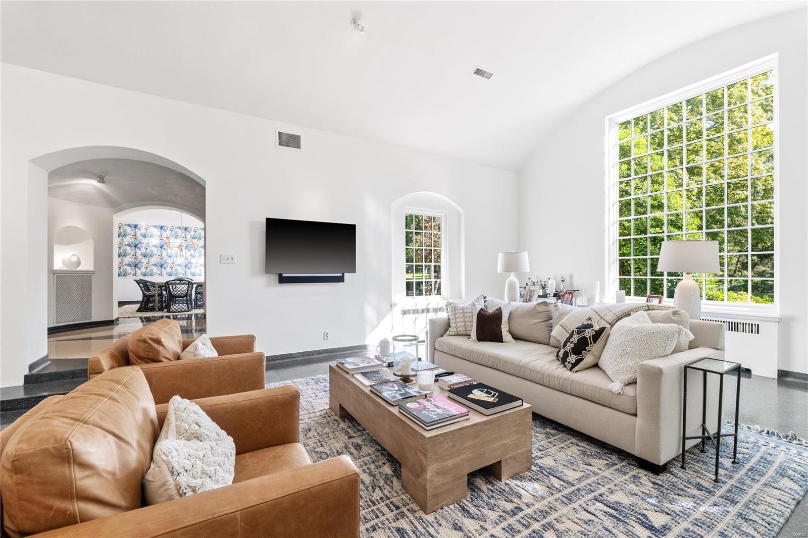 Warson - Residential