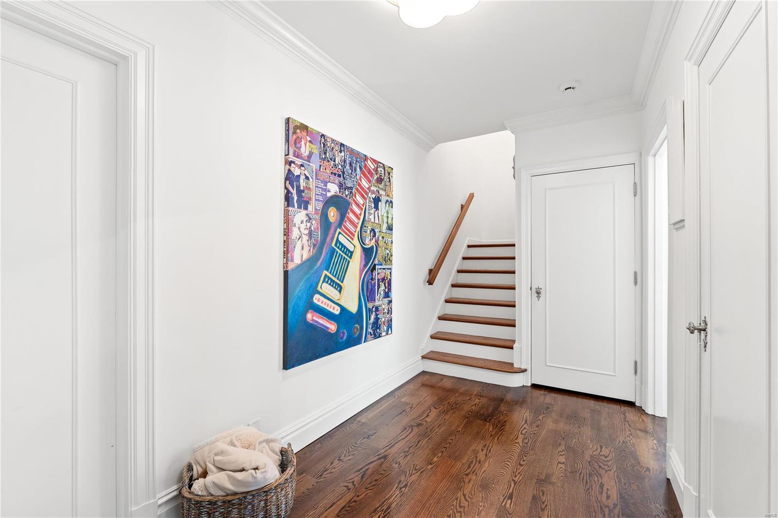 Warson - Residential