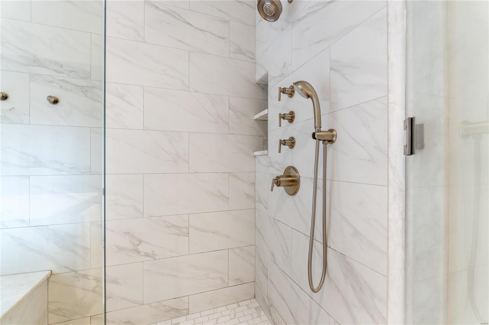 Warson - Residential