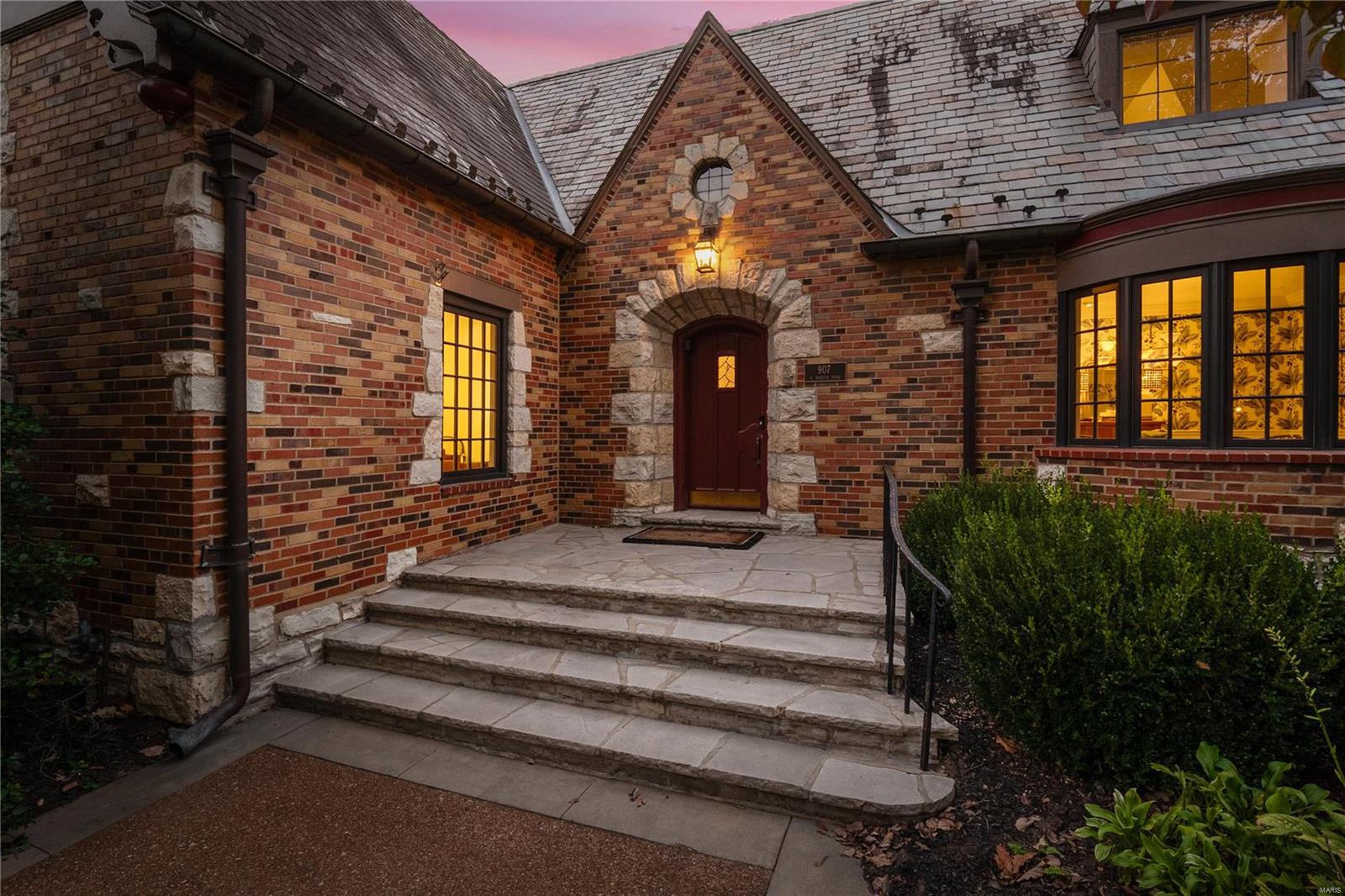 Warson - Residential