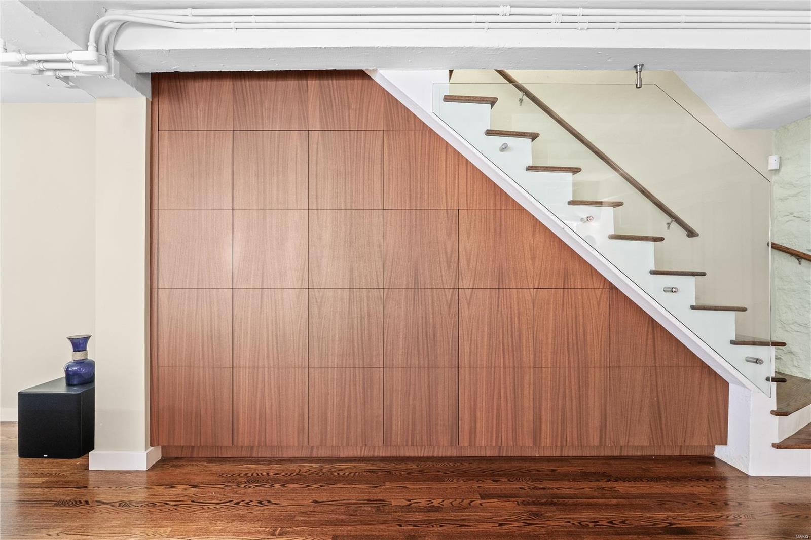 Warson - Residential