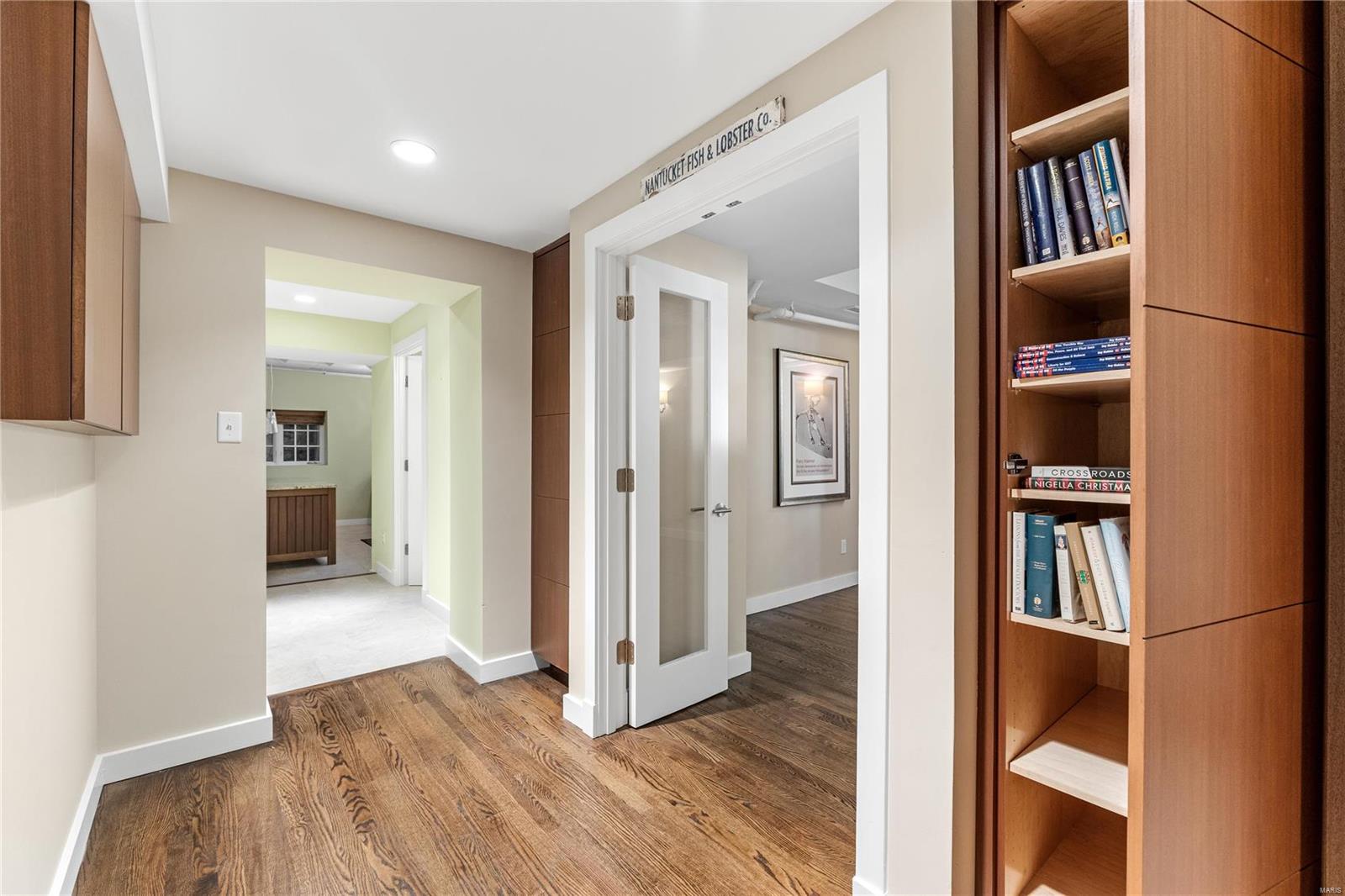 Warson - Residential