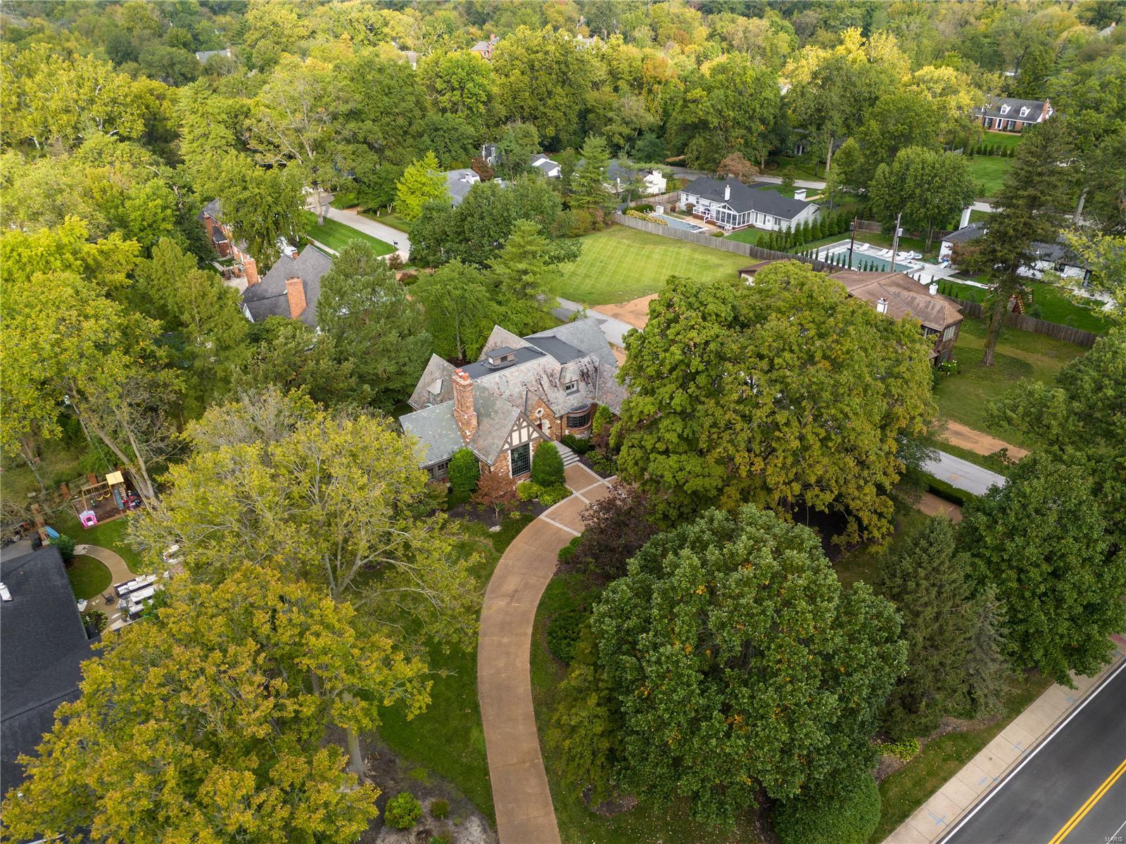 Warson - Residential