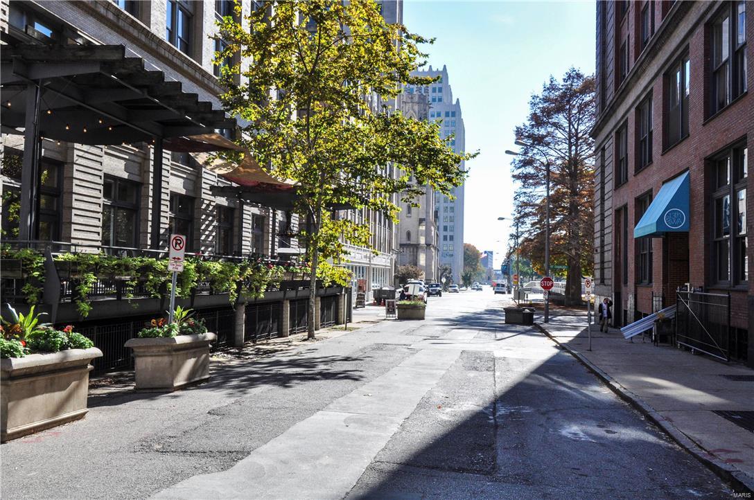Knickerbocker - Residential