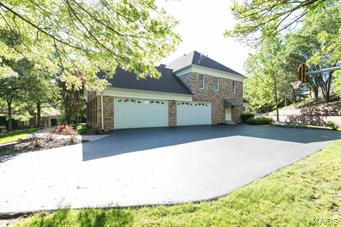 Kingspointe - Residential