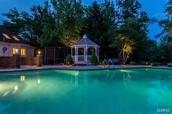 Kingspointe - Residential