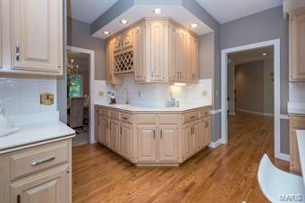 Kingspointe - Residential