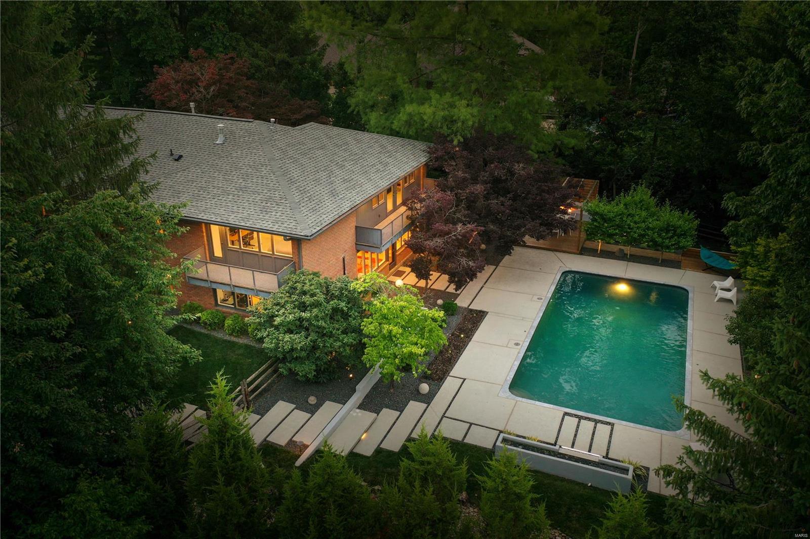 Brazillian Court Add - Residential