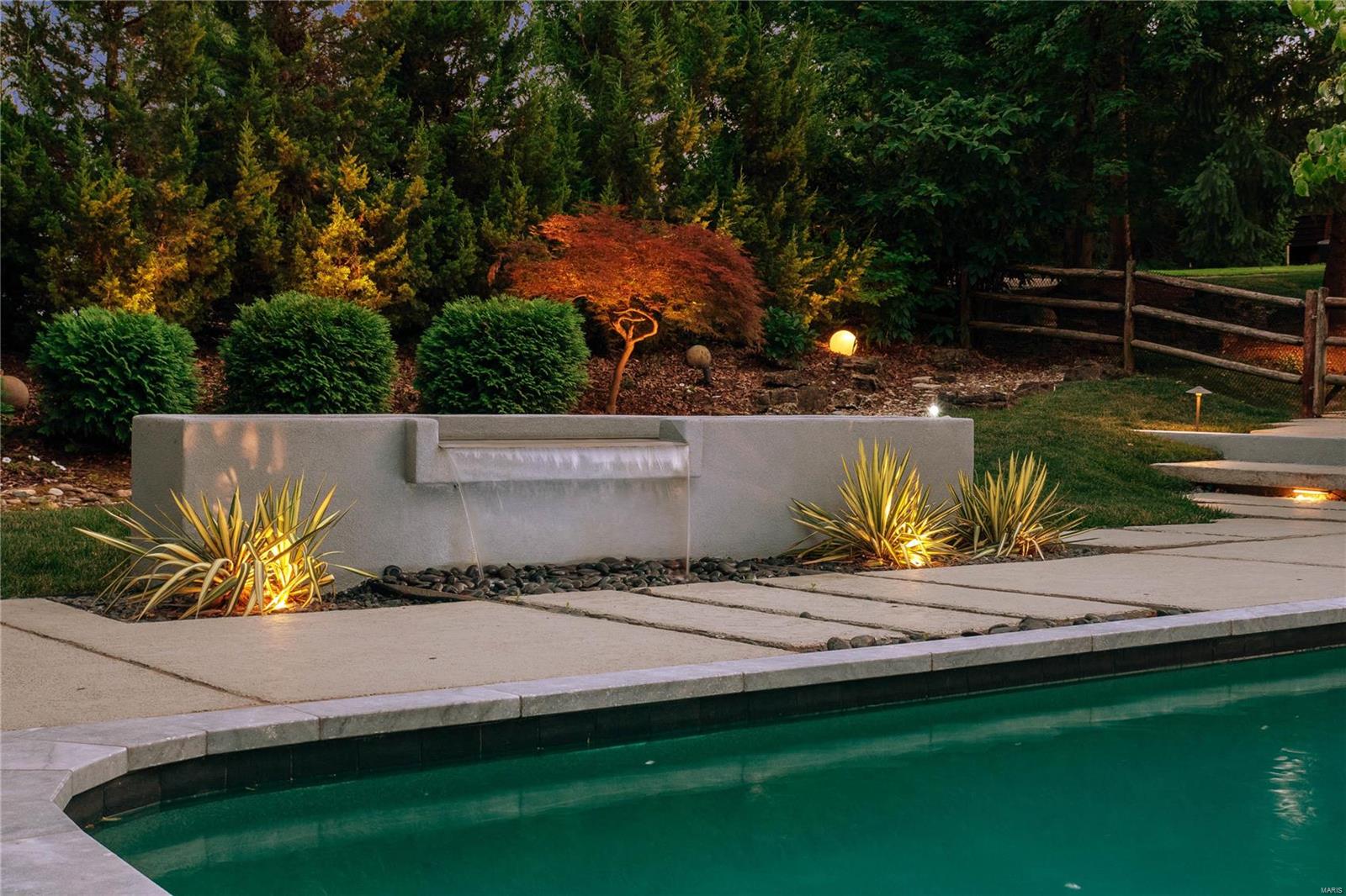 Brazillian Court Add - Residential