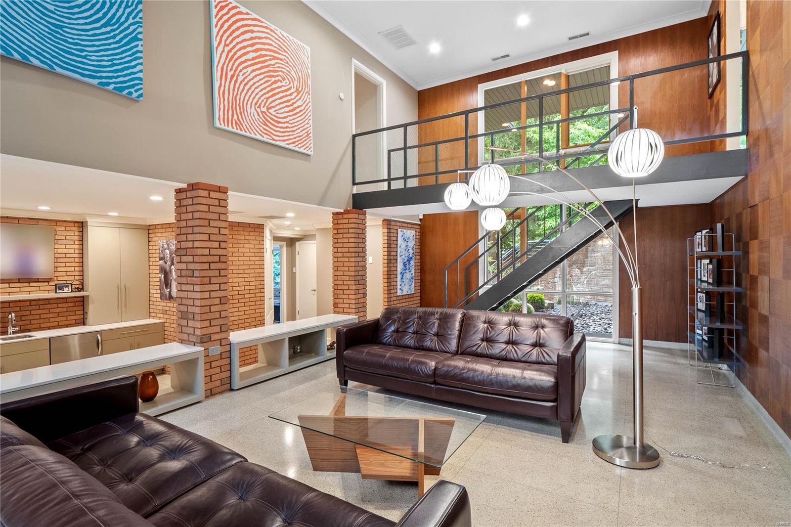 Brazillian Court Add - Residential