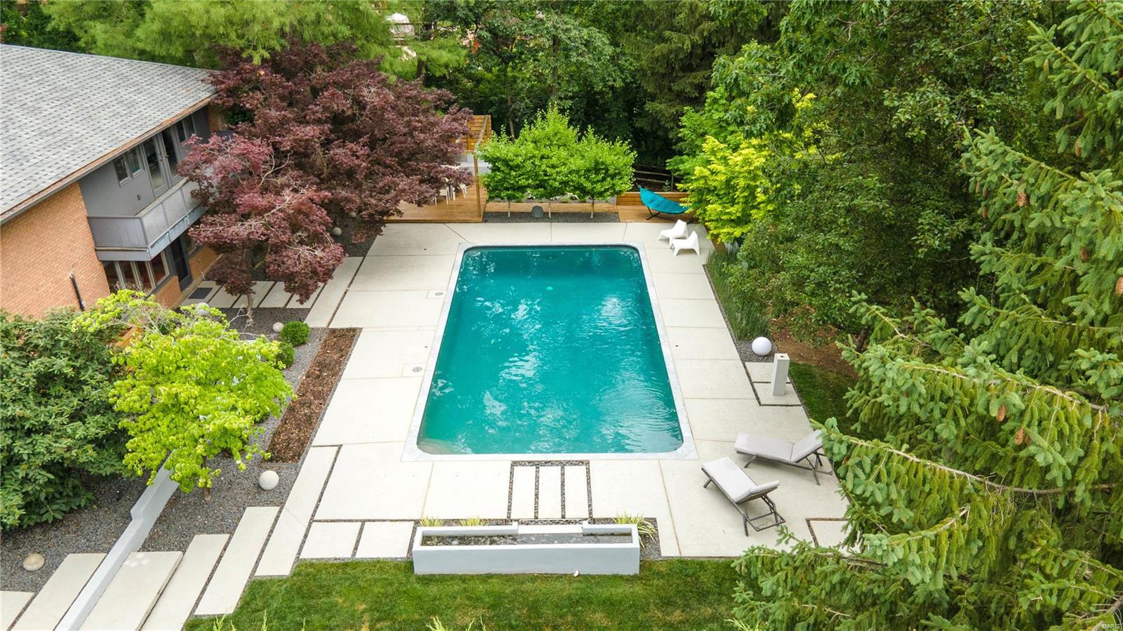 Brazillian Court Add - Residential