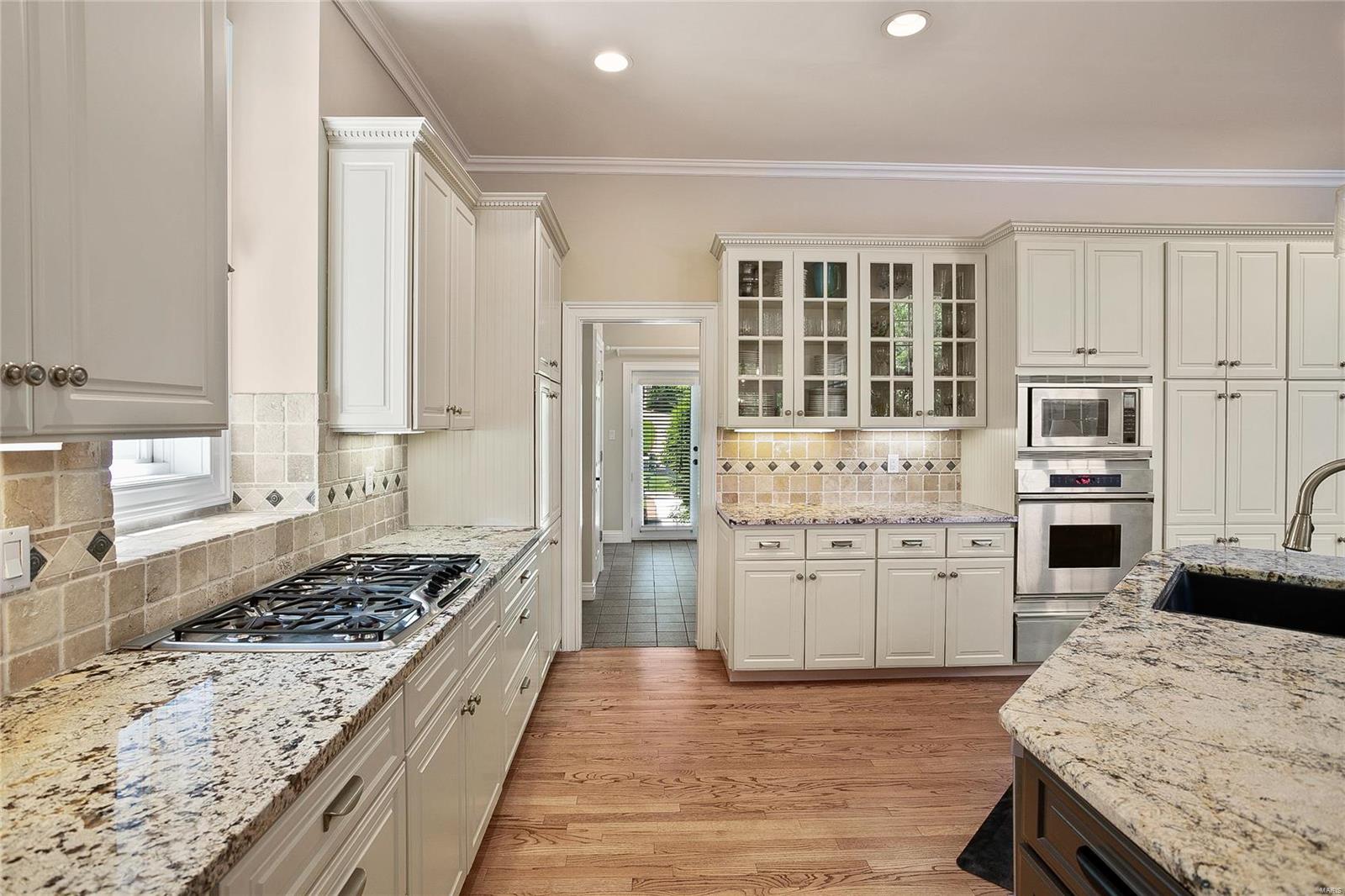 The Summit At Wildhorse - Residential