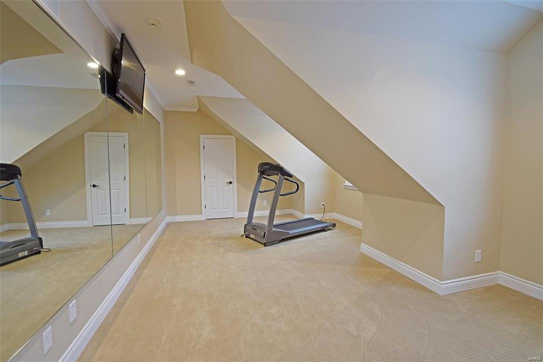 Frontenac Park - Residential