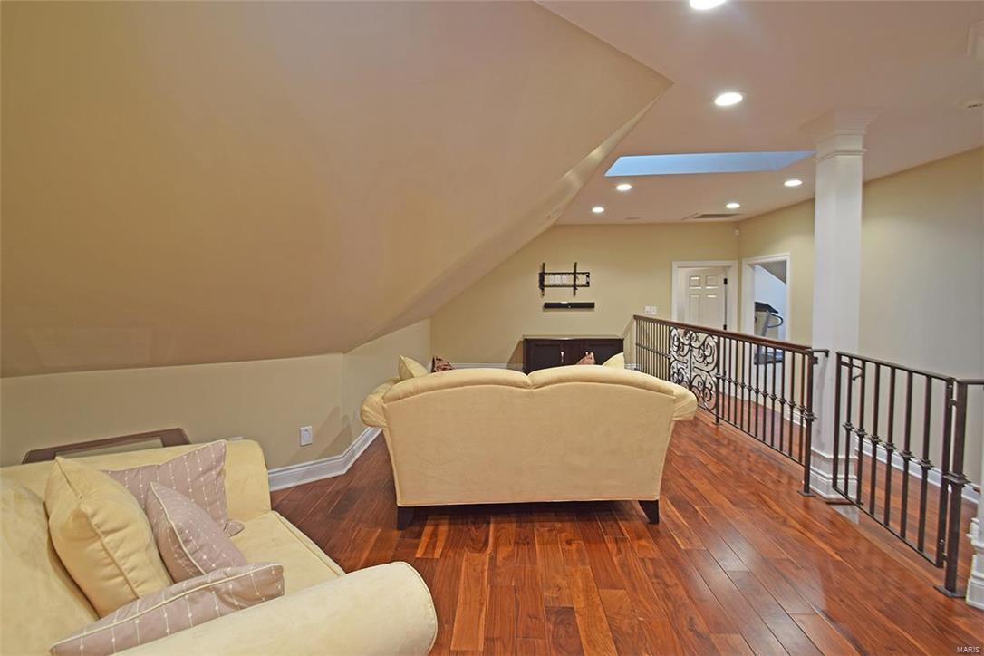 Frontenac Park - Residential