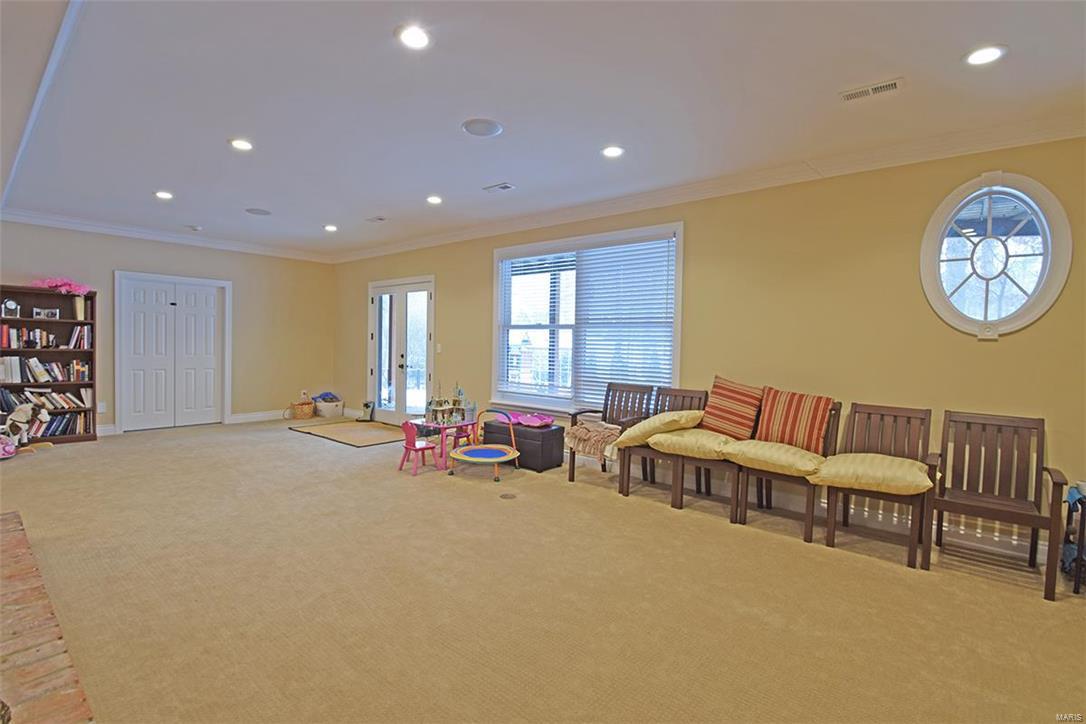 Frontenac Park - Residential