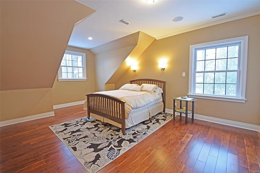 Frontenac Park - Residential