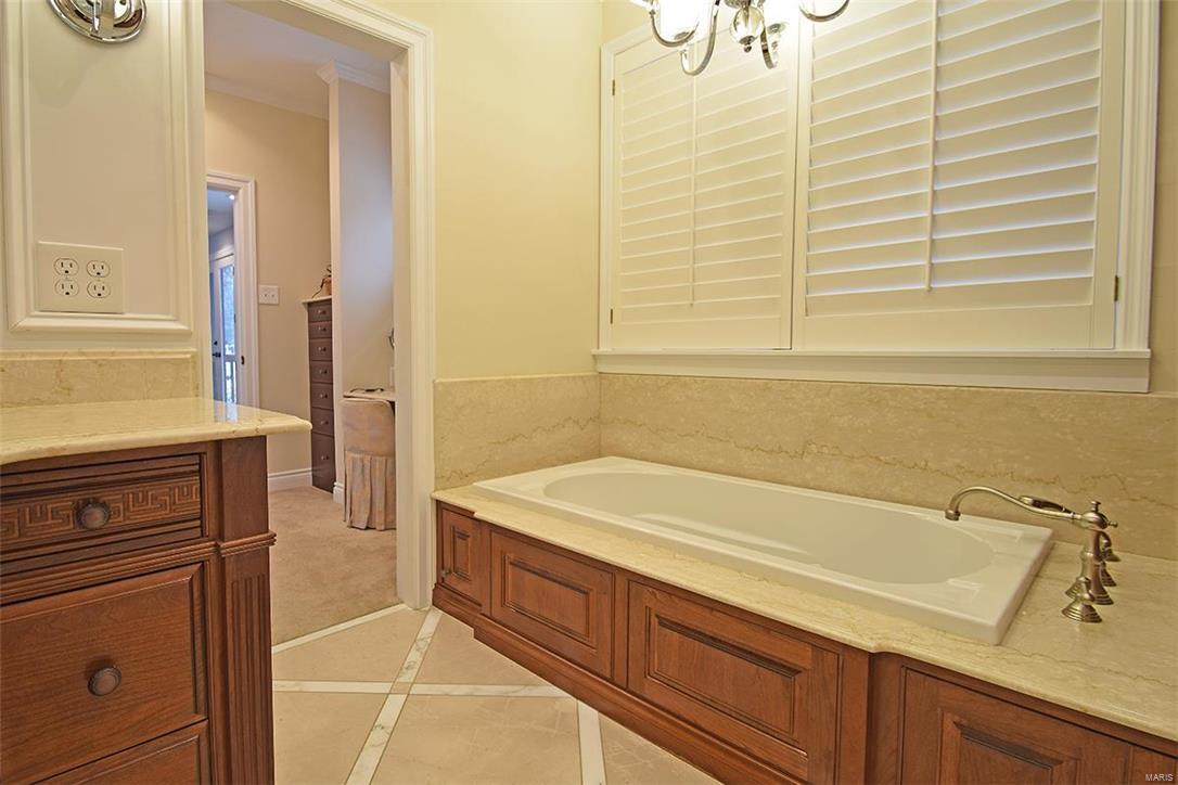 Frontenac Park - Residential