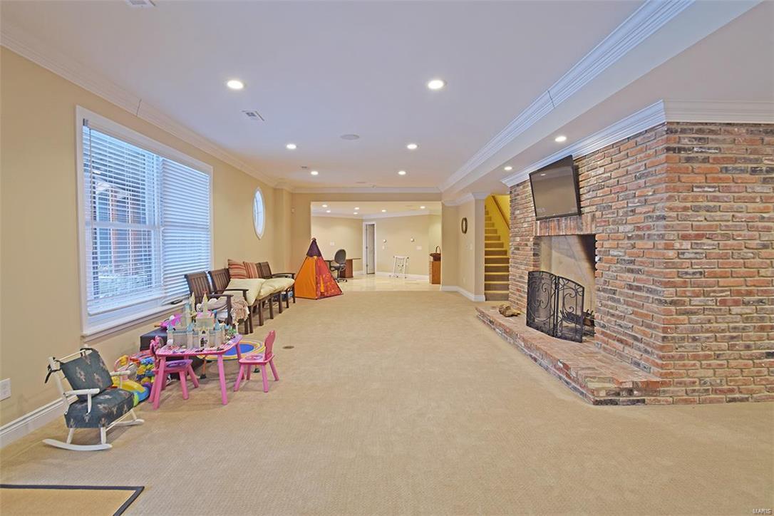 Frontenac Park - Residential