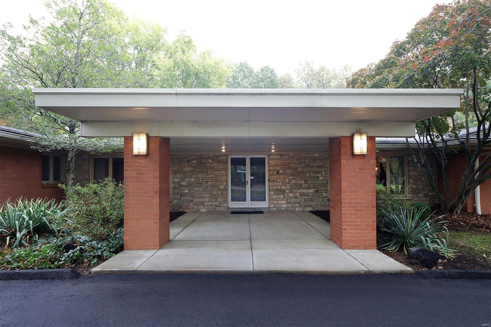 Ladue Estates - Residential